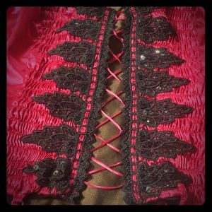 Red and black Corsete